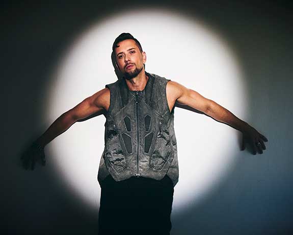 Photo of David Hernandez by Jen Rosenstein