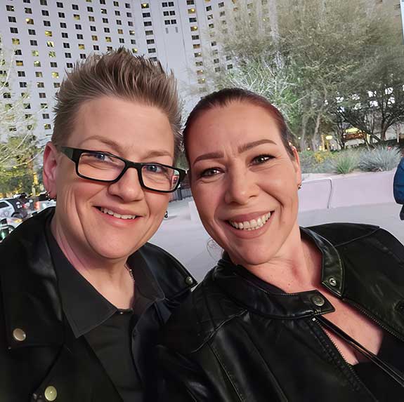 Therese Perri (L) and Amy Lamb (R)