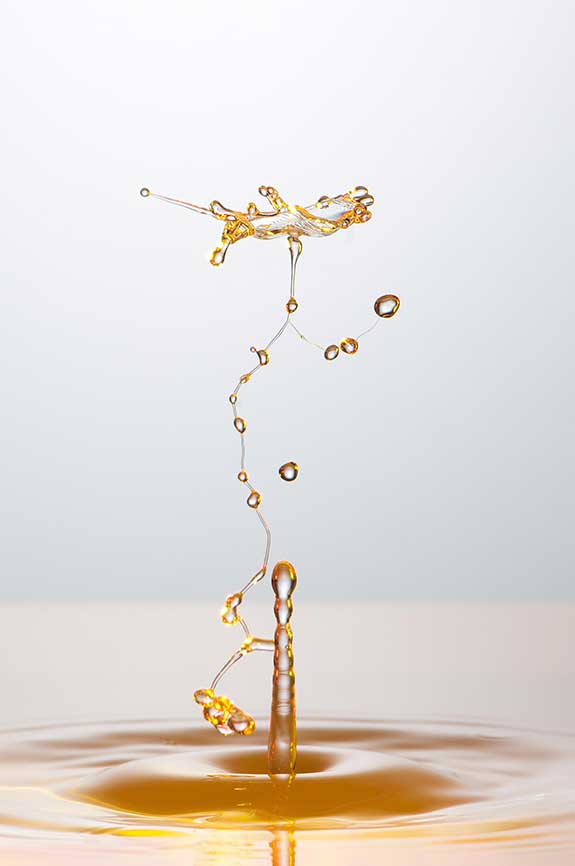 Liquid Gold: Where Las Vegas Nights Become Living Art